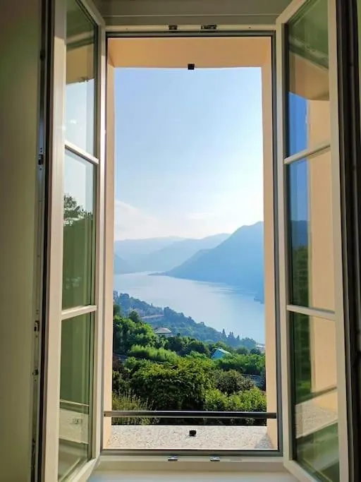 Incanto Home -Villa Maderni With Como Lake View 0*,  Itália